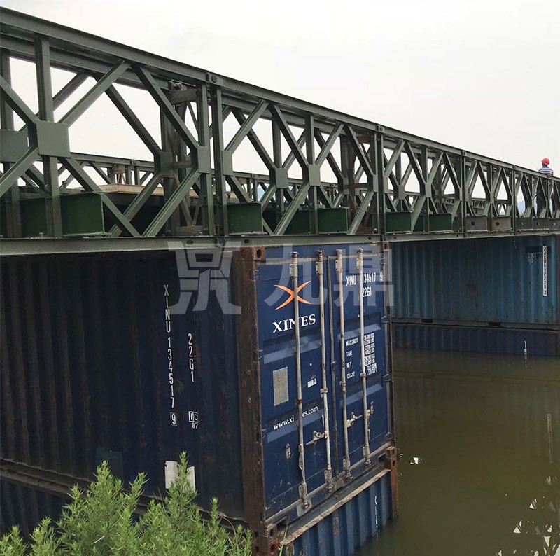 中國人民解放軍陸軍軍事交通學院臨時橋梁拼裝及試驗